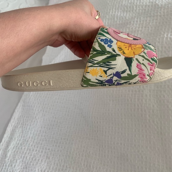 Authentic limited edition Gucci x Ken Scott women’s slides - Picture 5 of 11